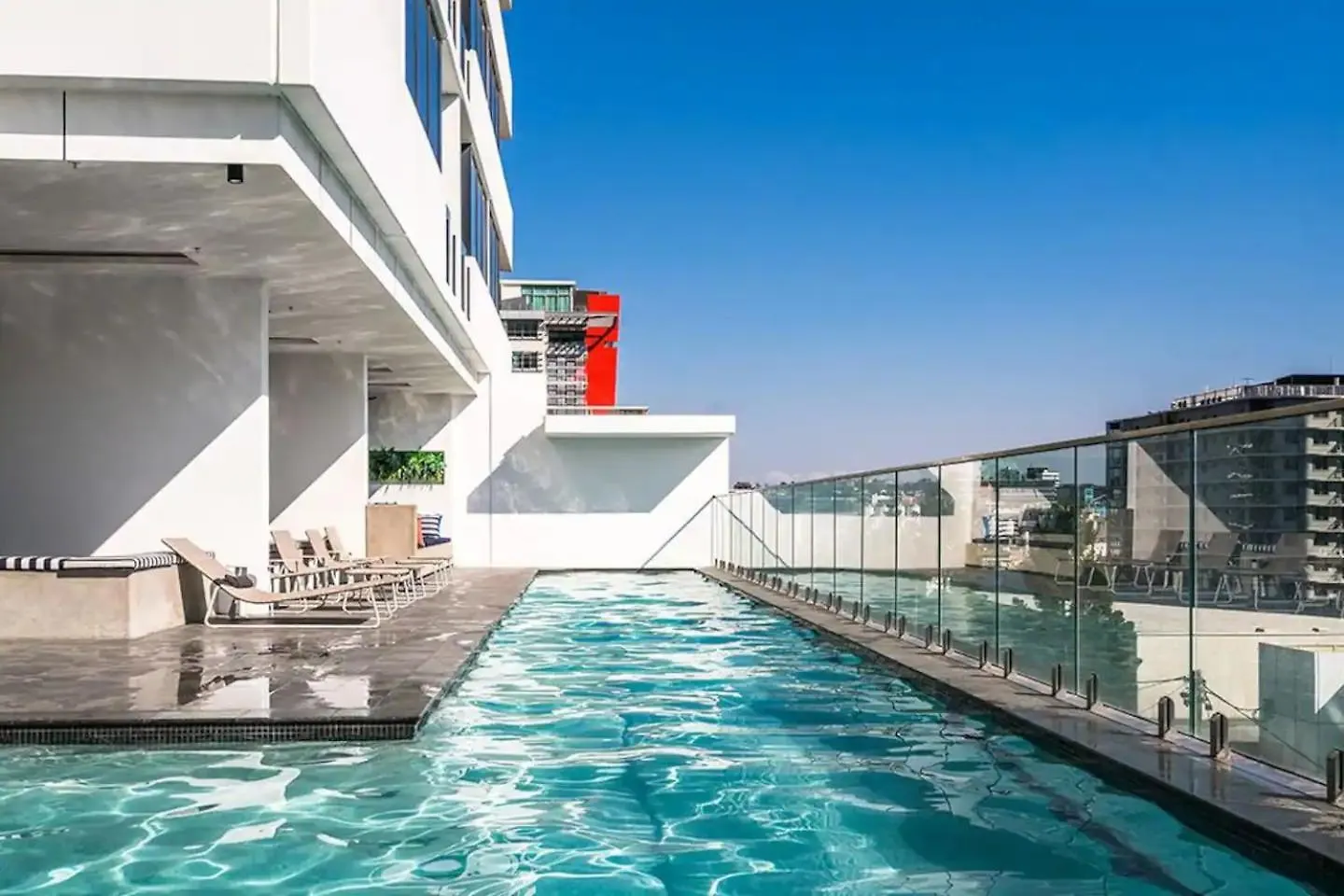 アパート Central South Bank Apt With City Views, Study & Park ブリスベン オーストラリア